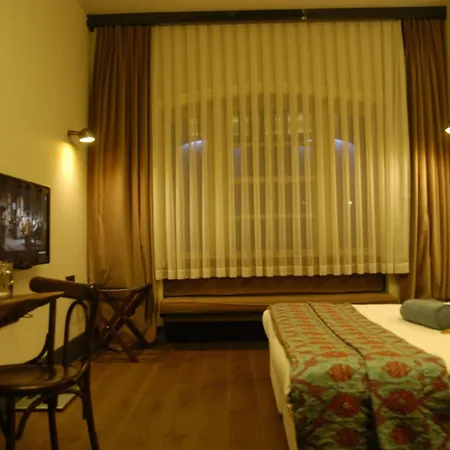West Pera 3* Istanboel