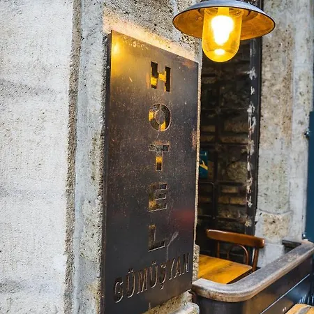 West Pera איסטמבול